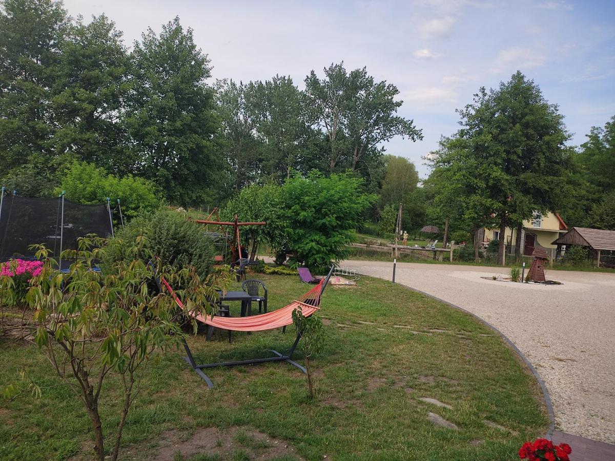Gartatowice Agrowczasy Nad Stawem 빌라 외부 사진