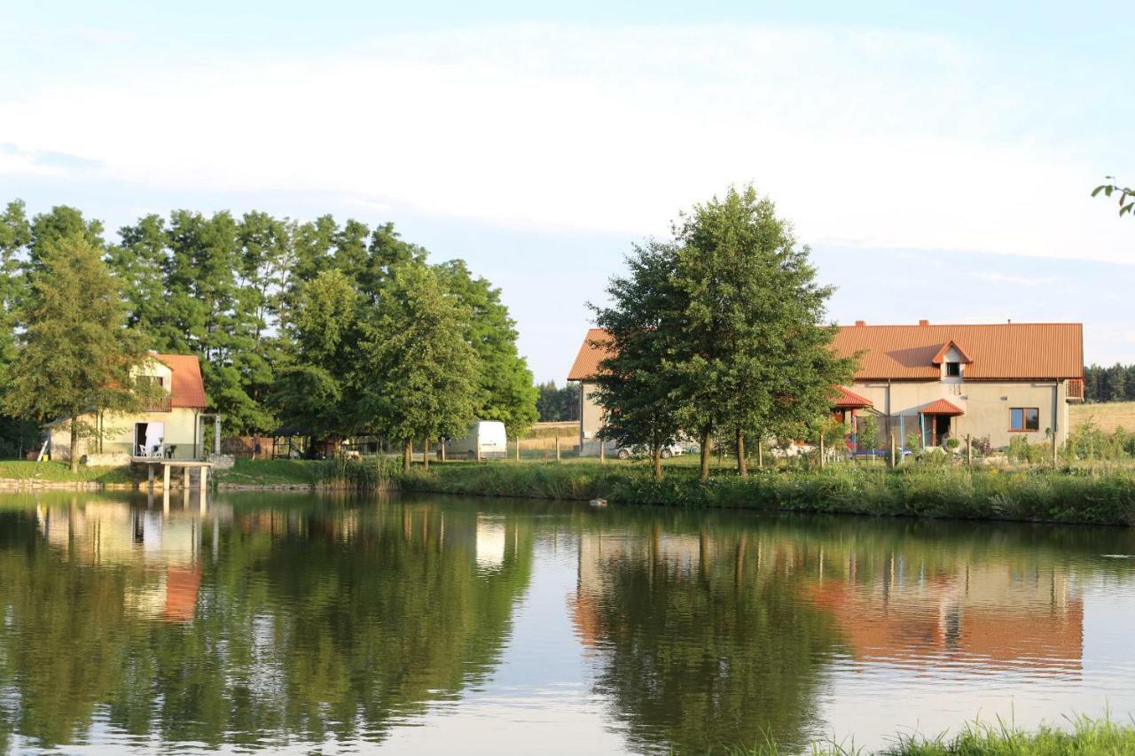 Gartatowice Agrowczasy Nad Stawem 빌라 외부 사진