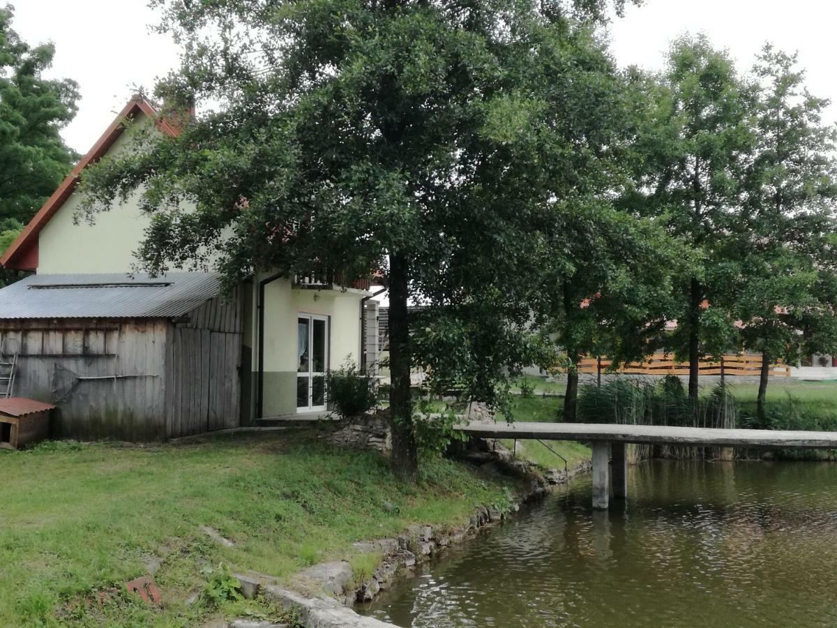 Gartatowice Agrowczasy Nad Stawem 빌라 외부 사진